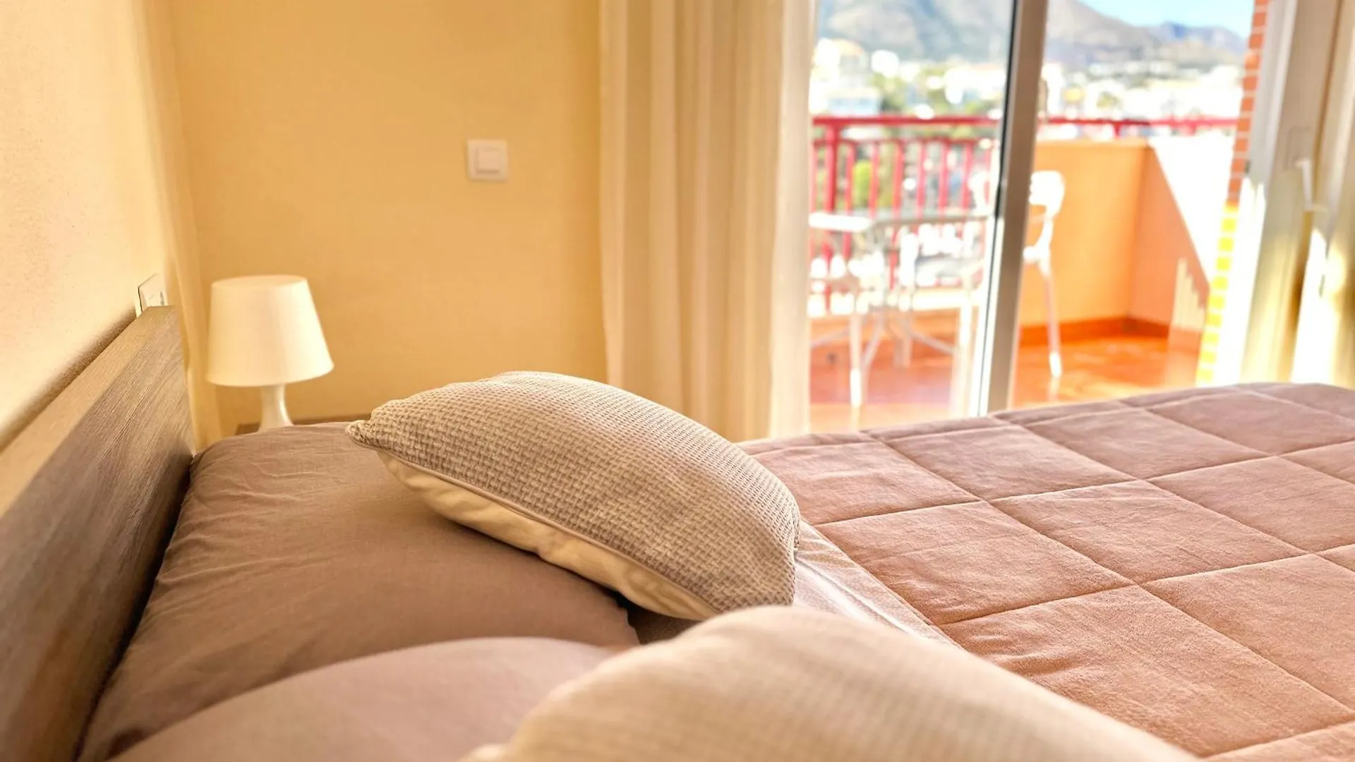 Apartamento Studio In Costa Del Sol, Sea, Sunshine & Views Fuengirola